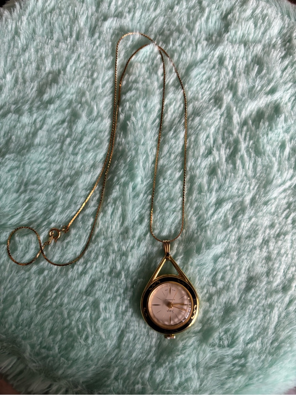 Vintage Sheffield Gold Tone Enamel Manual Wind Watch Pendant Necklace